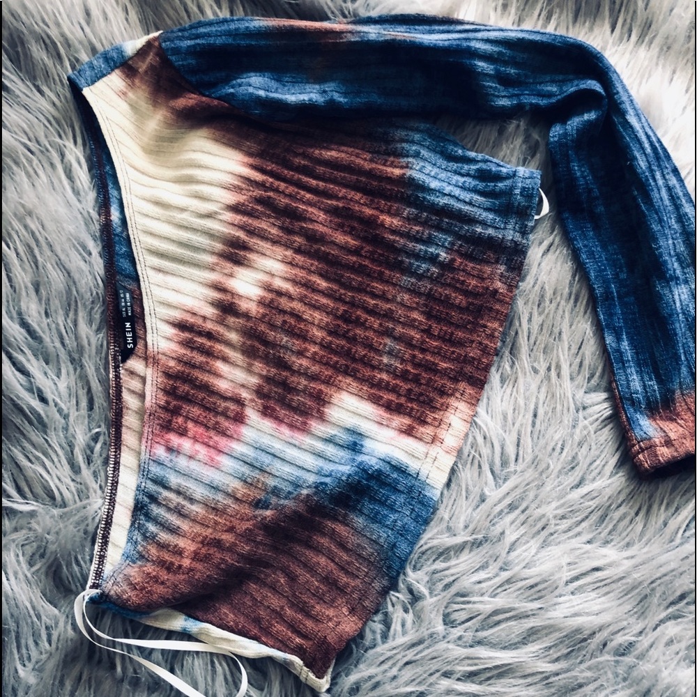 Multi color top